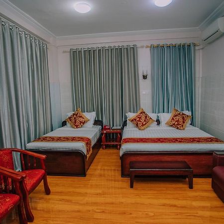 Amber Palace Hotel Мьичина Экстерьер фото