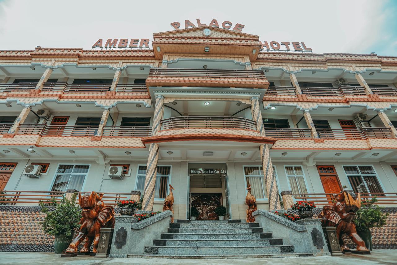 Amber Palace Hotel Мьичина Экстерьер фото